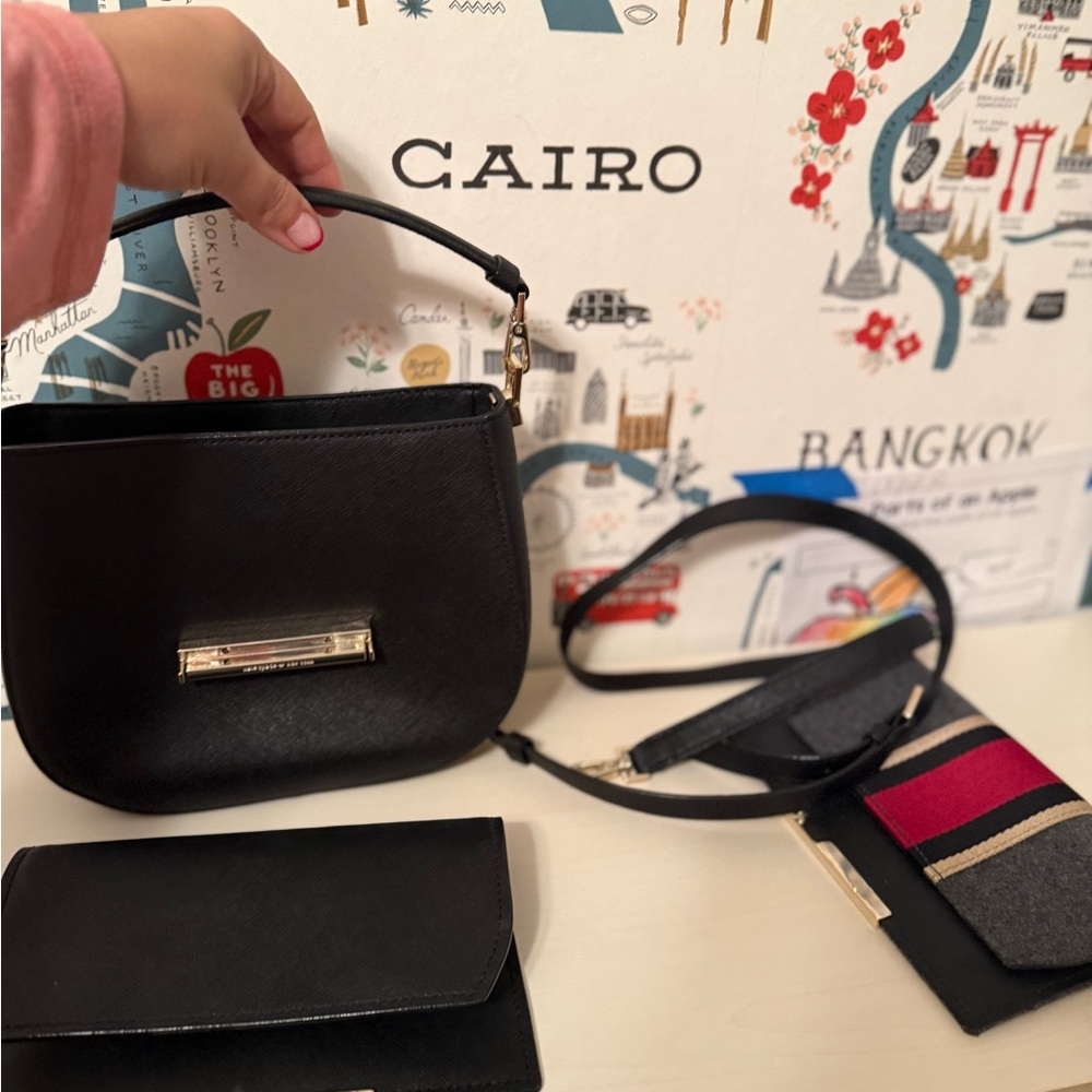 Kate Spade Byrdie Black Crossbody Bag Set with two interchangeable options - Picture 9 of 11